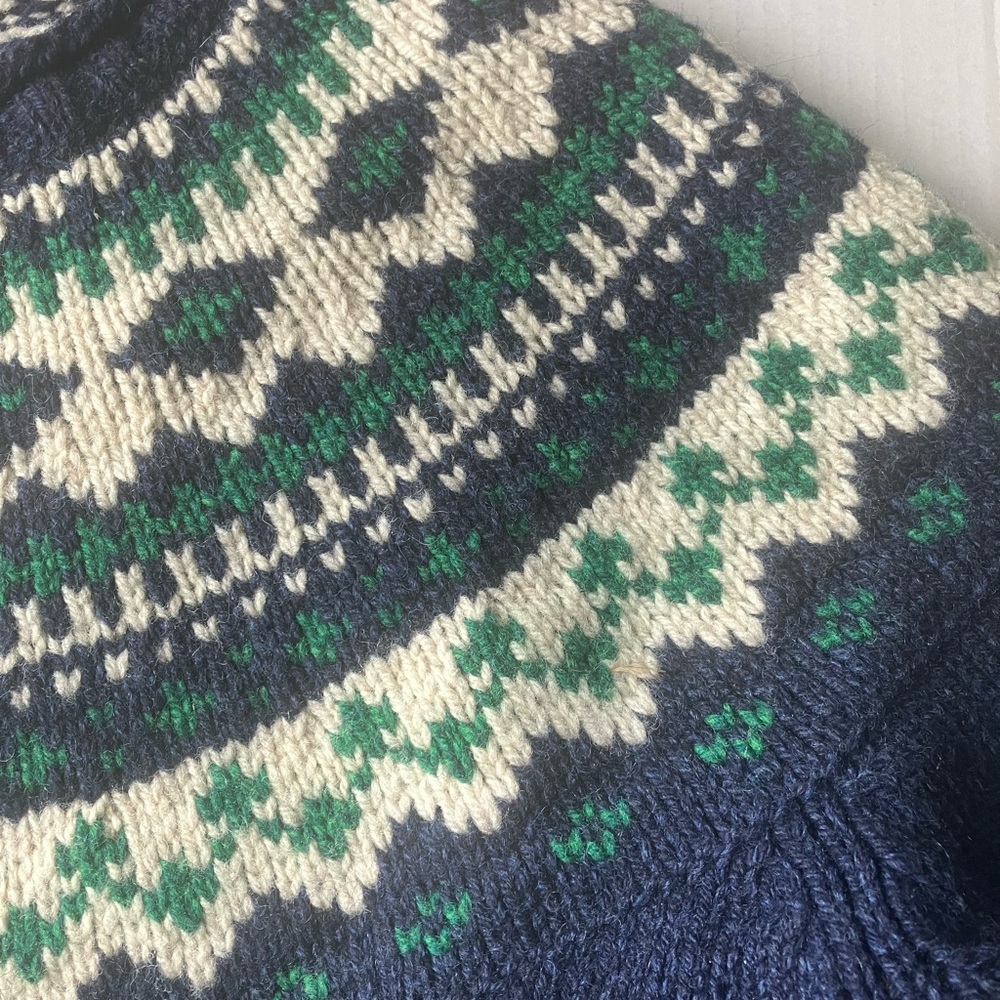 LLBean Fair Isle Sweater - Picture 4 of 9